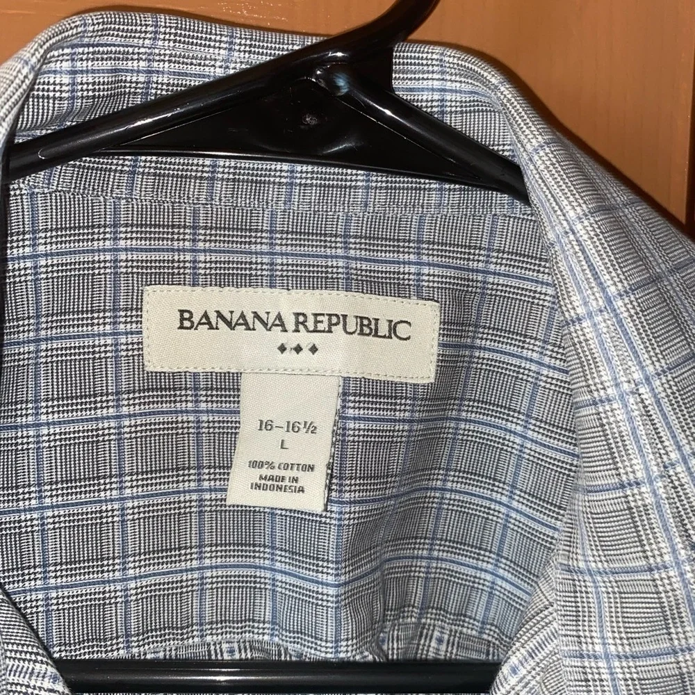 Banana Republic - EUC - Dress Shirt